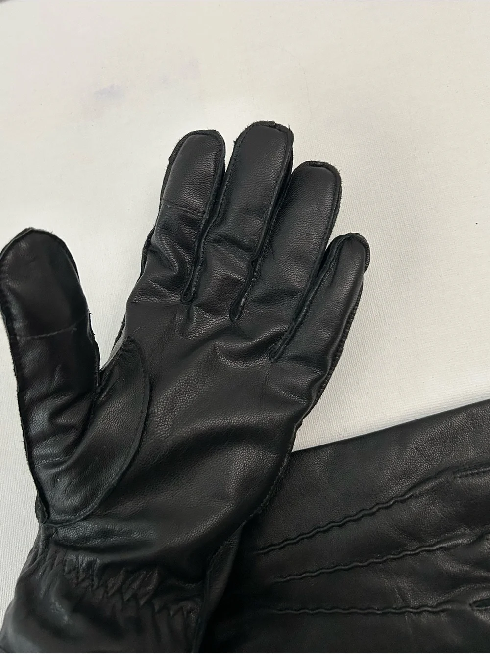 Express Black Leather Men's Gloves